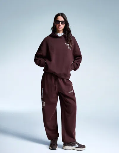 Bershka Sweatpants With Print In Burgundy