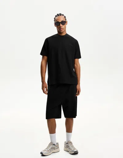 Bershka Textured Bermuda Shorts In Black