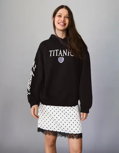 Bershka Titanic Print Hood Sweatshirt With Hood In Black