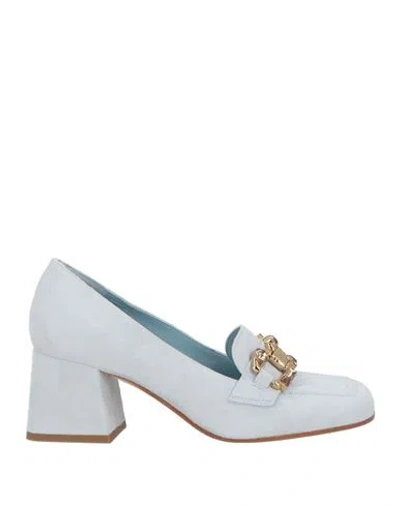 Bervicato Woman Loafers Sky Blue Size 7.5 Leather