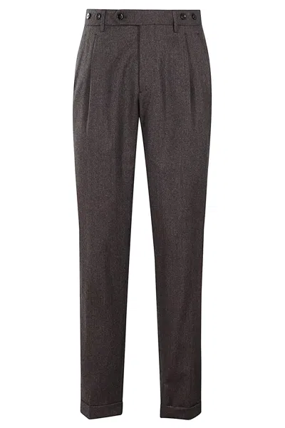 Berwich 2 Pinces Risvolto Al Fondo - Bottoni Bretella In Brown