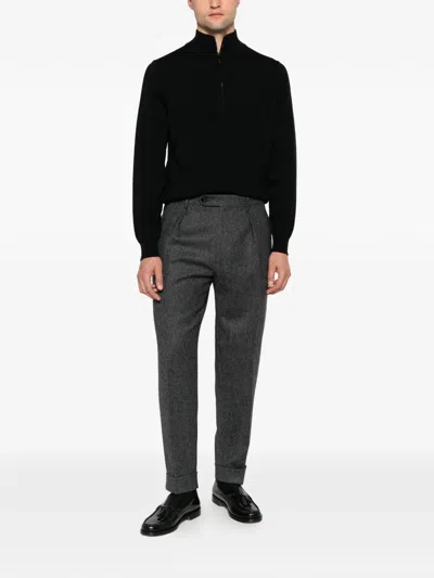 Berwich Chiaia Herringbone Pleated Trousers In Gray