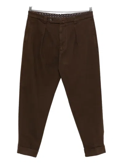 Berwich Chiaia Pleated Cuffed Trousers In Brown