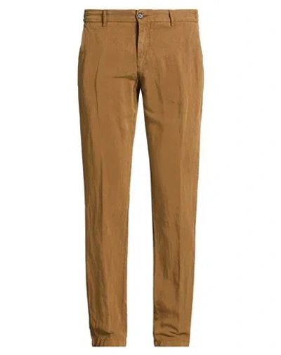 Berwich Man Pants Camel Size 42 Lyocell, Linen In Gold