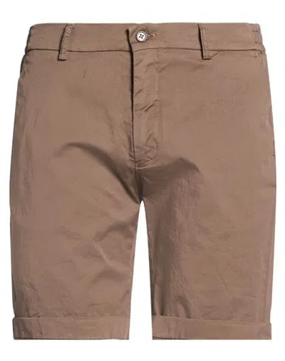 Berwich Man Shorts & Bermuda Shorts Chocolate Brown Size 34 Cotton, Elastane