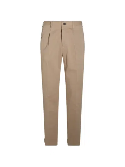 Berwich Pleated Trousers In Brown