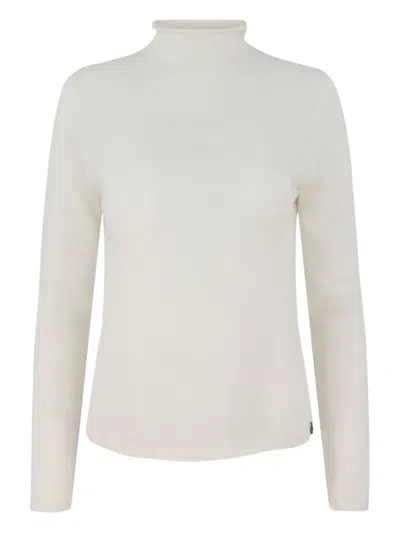 Beryll Turtleneck Long-sleeve Top In White
