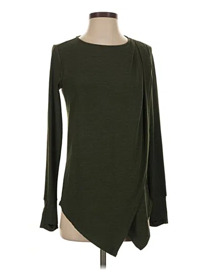 Pre-owned Betabrand Long Sleeve T-shirt In Green