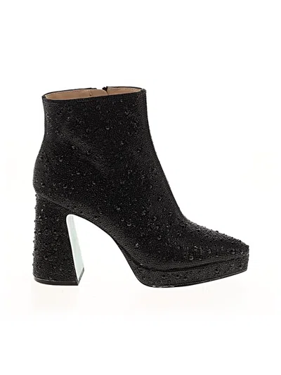 Pre-owned Betsey Johnson Ankle Boots In Black