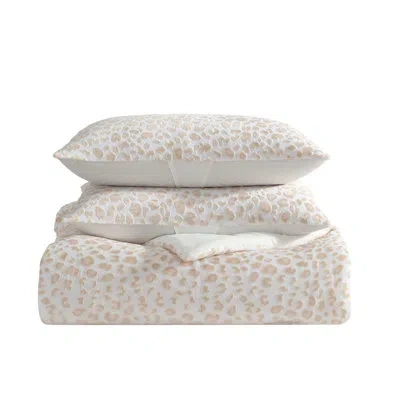 Betsey Johnson Betseys Leopard Beige Reversible Comforter Set In Beige;pink