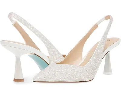 Betsey Johnson Blue By  Clark Pump Women 9.5 Ivory Embellished Spool Heel Zpo2451