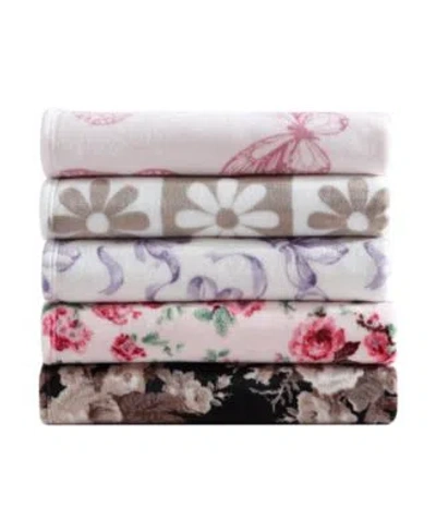 Betsey Johnson Classic Floral Ultra Soft Plush Fleece Blanket In Lvintage Floral Pink