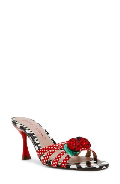 Betsey Johnson Clovr Sandal