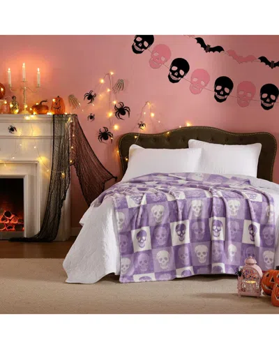 BETSEY JOHNSON BETSEY JOHNSON CRACKED CHECKER SKULL ULTRA SOFT PLUSH THROW