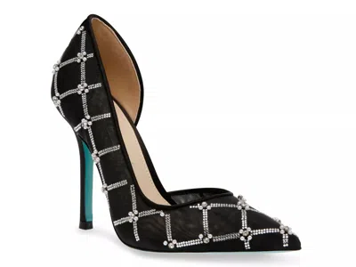 Betsey Johnson Cruze Pump In Black