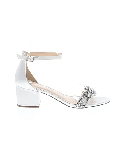 Pre-owned Betsey Johnson Heels In White