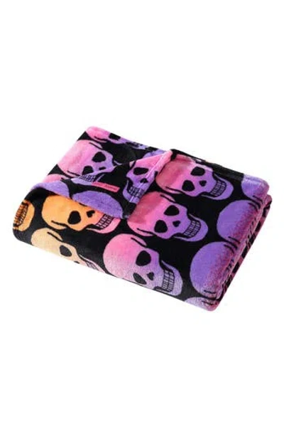 Betsey Johnson Skull Ombré Throw Blanket In Black