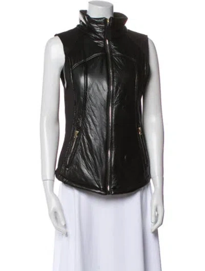 Pre-owned Betsey Johnson Vest In Black