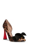 Betsey Johnson Noble Bow Pump