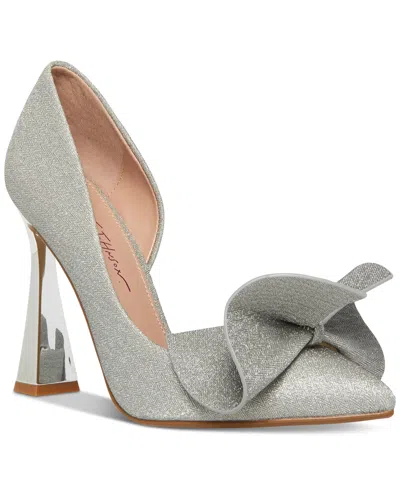 BETSEY JOHNSON WOMEN'S NOBBLE SCULPTED BOW PUMPS