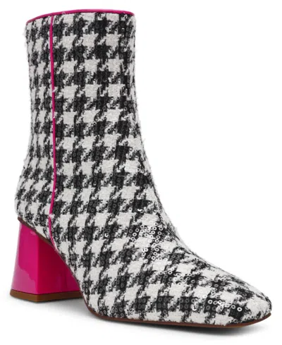 BETSEY JOHNSON WOMEN'S STEVIE BLOCK HEEL DRESS BOOTIES