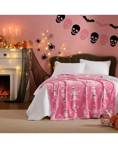 BETSEY JOHNSON BETSEY JOHNSON YOGA SKELETON ULTRA SOFT PLUSH THROW