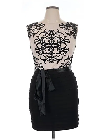 Pre-owned Betsy & Adam Cocktail Dress In Black