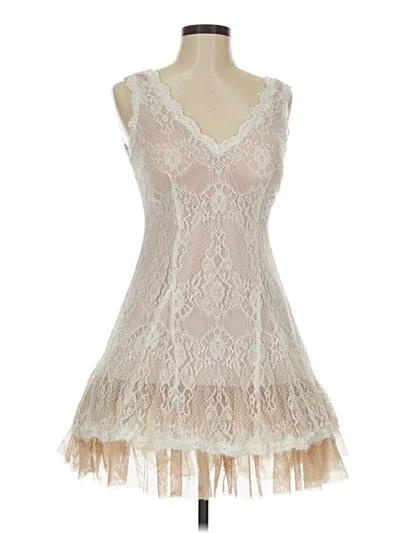 Pre-owned Betsy & Adam Cocktail Dress In White