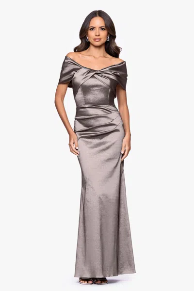 Betsy & Adam "gia" Taffeta Twist Off The Shoulder Floor Length Dress In Silver