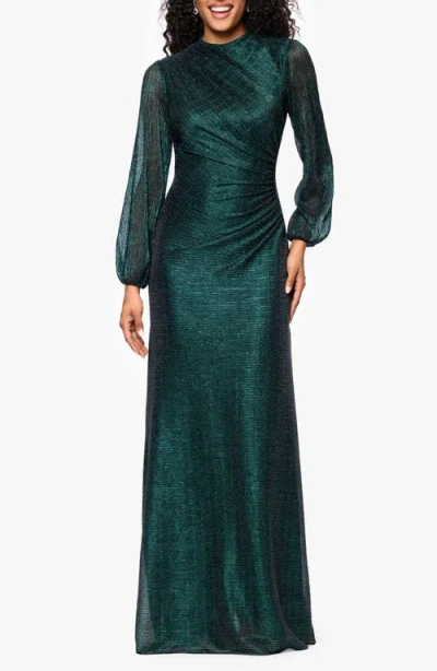 BETSY & ADAM BETSY & ADAM METALLIC CRINKLE LONG SLEEVE SHEATH GOWN