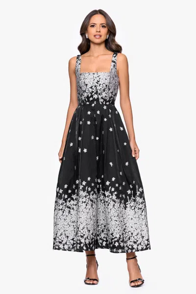 Betsy & Adam Metallic Floral Gown In Black