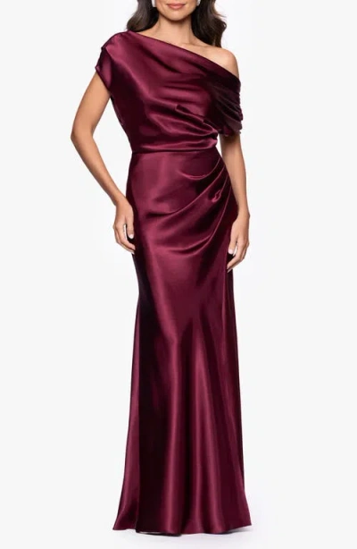 Betsy & Adam One-shoulder Satin Sheath Gown In Burgundy