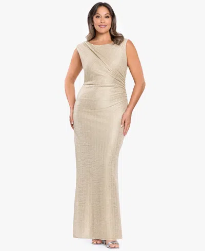 Betsy & Adam Plus Size Sleeveless Crewneck Gown In White