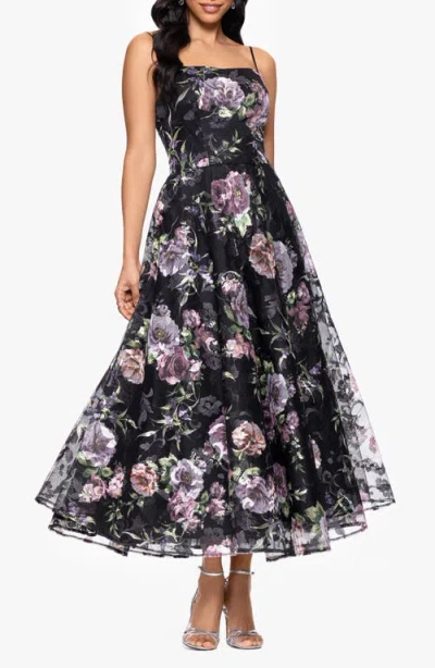 BETSY & ADAM BETSY & ADAM PRINT EMBROIDERED SLEEVELESS GOWN