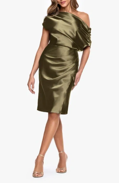 Betsy & Adam Ruched One-shoulder Satin Charmeuse Cocktail Dress In Green