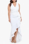 Betsy & Adam Petite Ruffled High-low Mermaid Gown In White