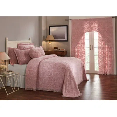 Better Trends Double Wedding Ring 100% Cotton Loop & Ring Pattern Machine Washable Coverlet/bedspread In Pink