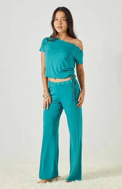 Beverly And Beck Women's Hallie Shell Off-the-shoulder Top In Green In Blue