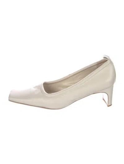 Pre-owned Bevza Leather Flats In Neutrals