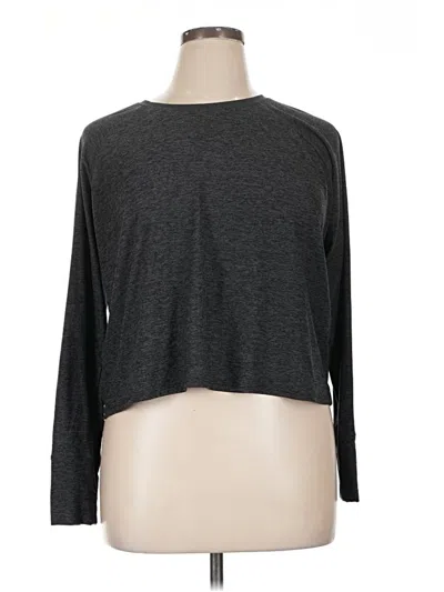 Pre-owned Beyond Yoga 3/4 Sleeve T-shirt In Gray