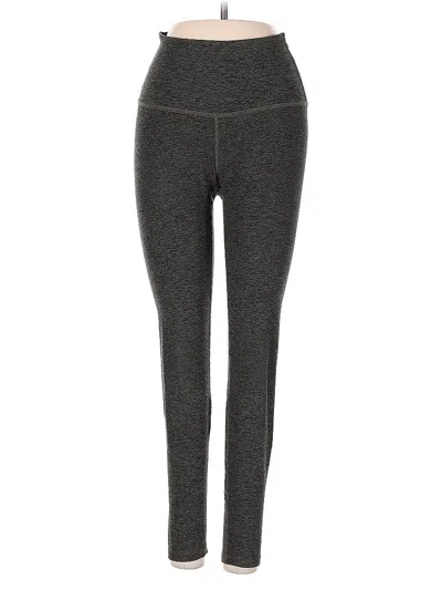 Pre-owned Beyond Yoga Active Pants In Gray