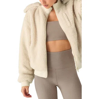 Beyond Yoga Adventure Faux Shearling Hoodie In Ivory