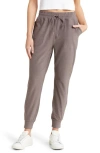 Beyond Yoga Spacedye Commuter Midi Joggers In Woodland Heather