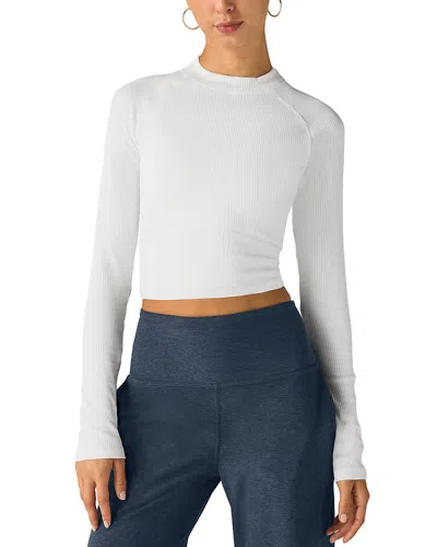 Beyond Yoga Contours Crop Top In White