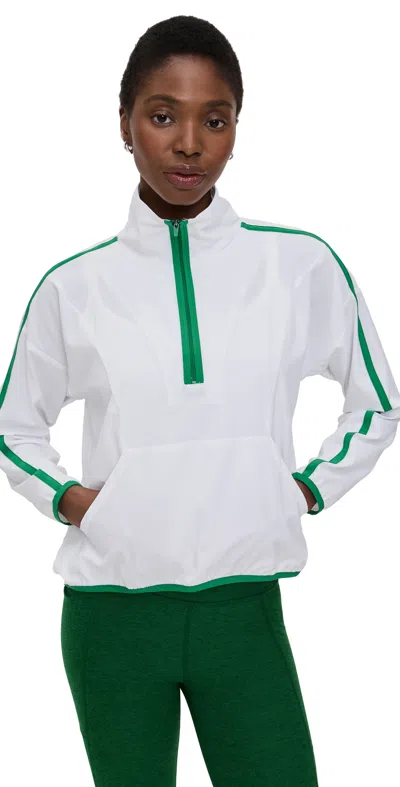 Beyond Yoga Contrast Half Zip Pullover True White/home Court Green