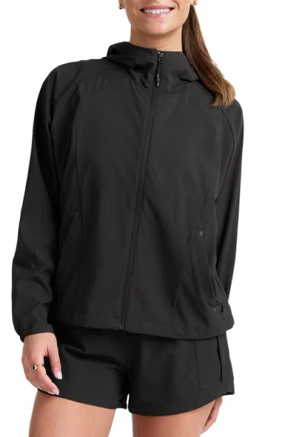 Beyond Yoga Cross Country Packable Jacket In Black