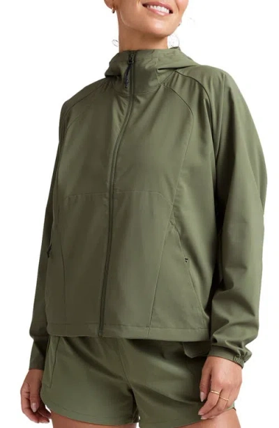 Beyond Yoga Cross Country Packable Jacket In Green