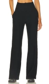 Beyond Yoga Easy Cropped Wide Leg Pant In Darkest Night