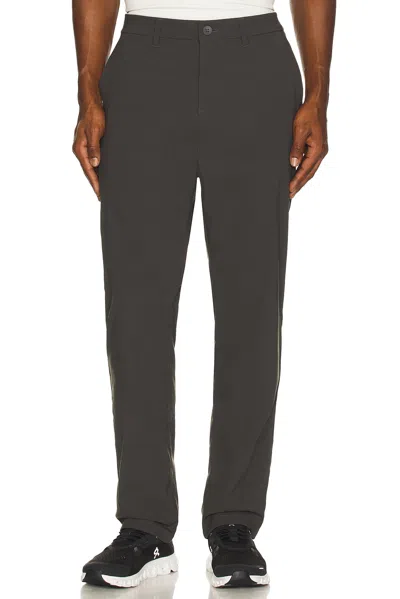 Beyond Yoga Essential Men's Chino 32 Trouser In Gray