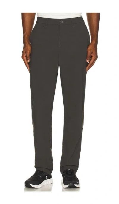 Beyond Yoga Essential Men's Chino 32 Trouser In Gray